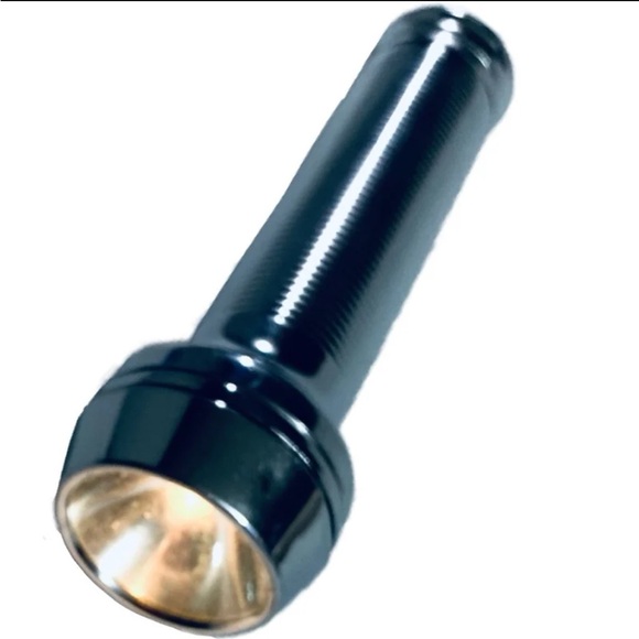 Vintage Ray O Vac Sportsman Stainless Steel Flashlight 7.5”long. - Picture 2 of 4